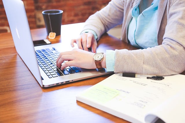 online student on her computer