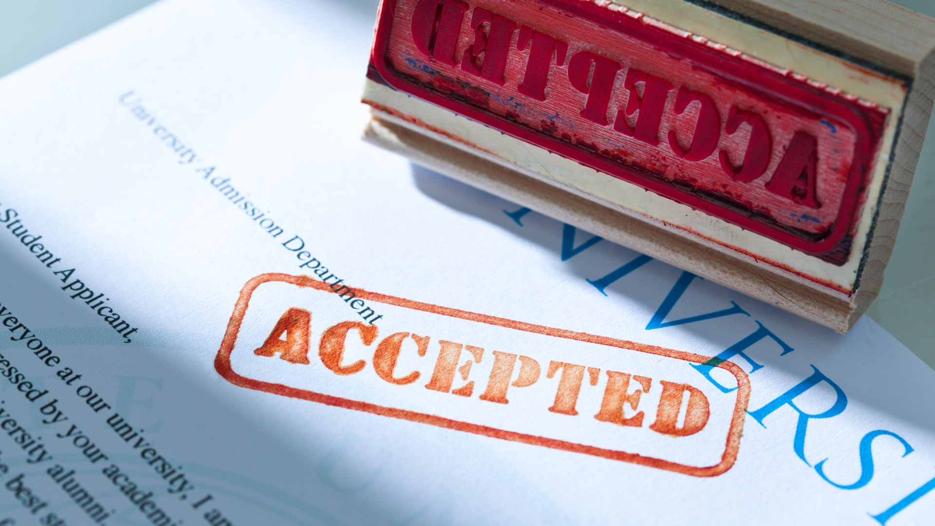 Is a College with a High Acceptance Rate a Legit College? Online